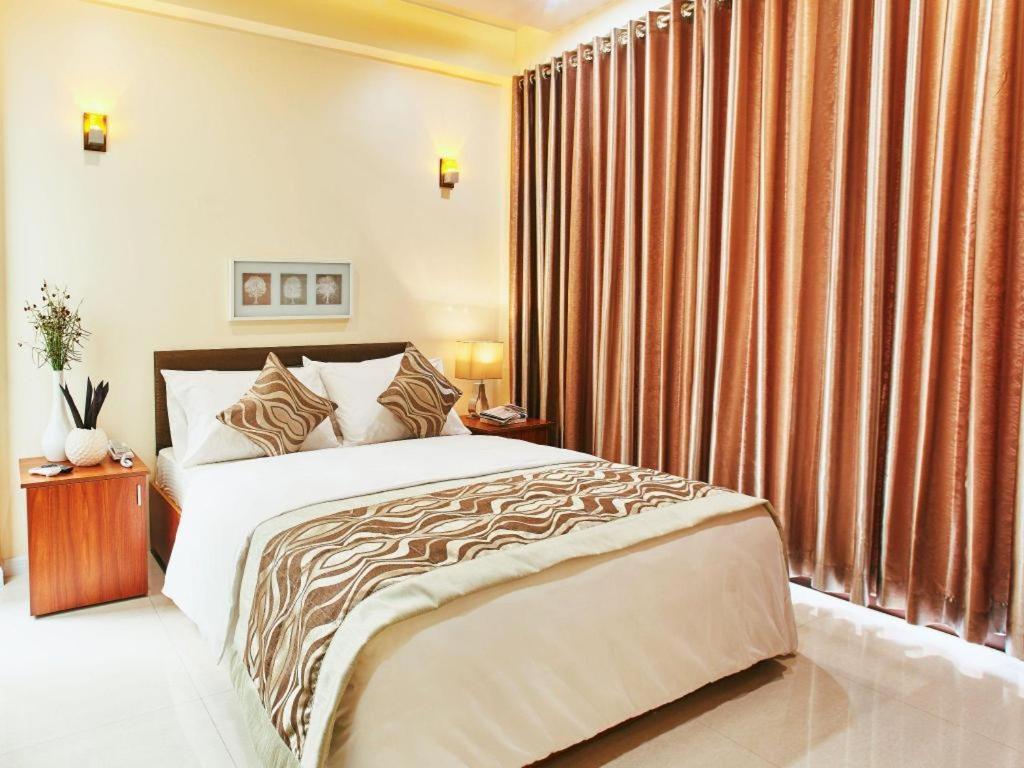 Lonuveli Hotel Hulhumale Exterior photo