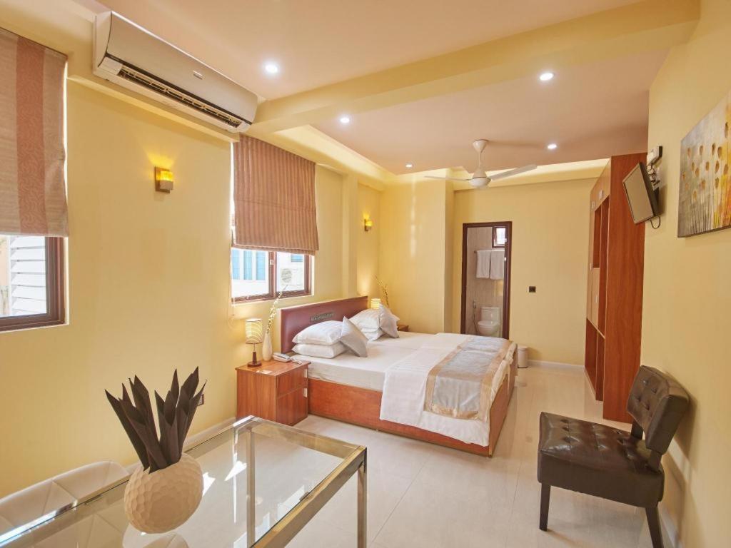 Lonuveli Hotel Hulhumale Exterior photo